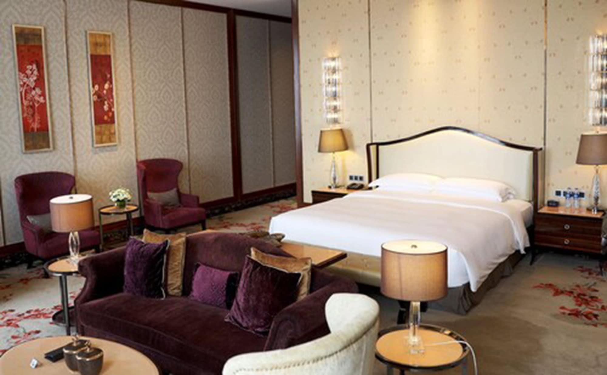 Hilton Zhongshan Downtown Bagian luar foto