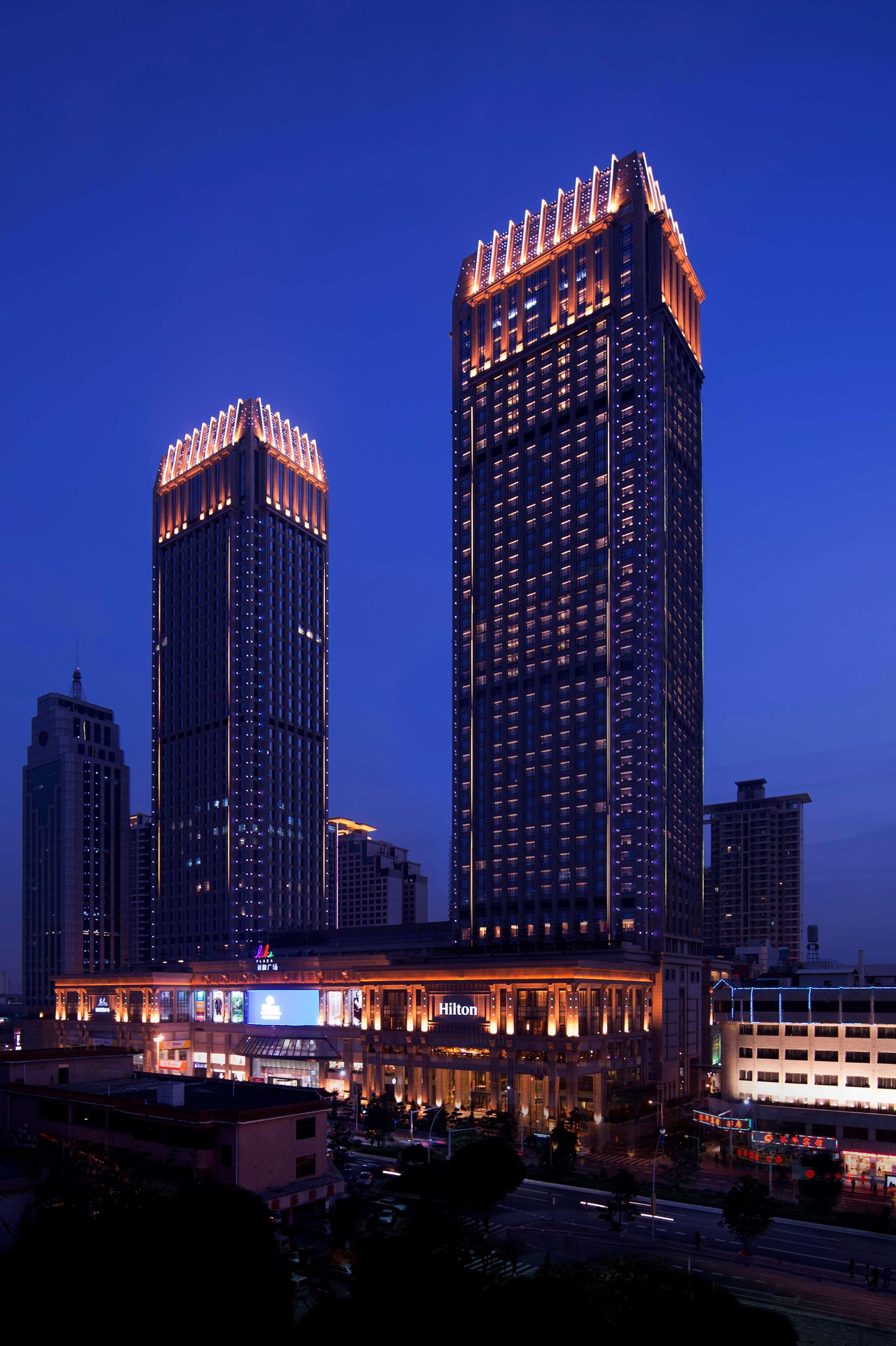 Hilton Zhongshan Downtown Bagian luar foto