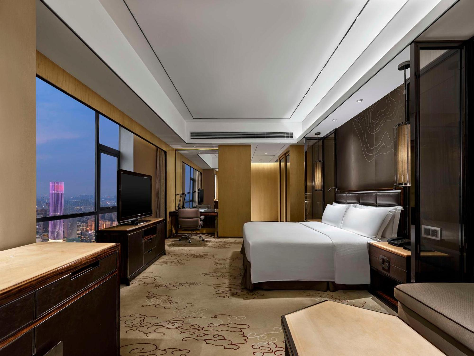 Hilton Zhongshan Downtown Bagian luar foto