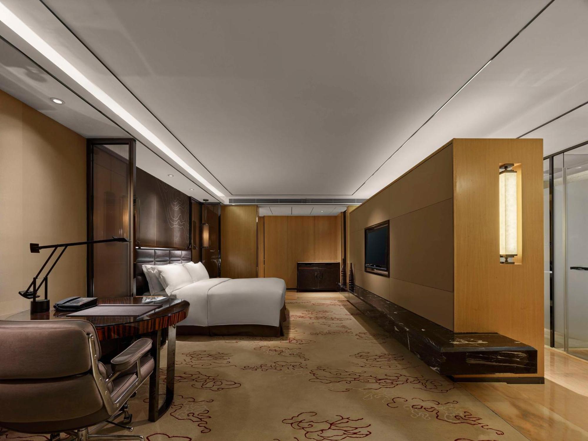 Hilton Zhongshan Downtown Bagian luar foto