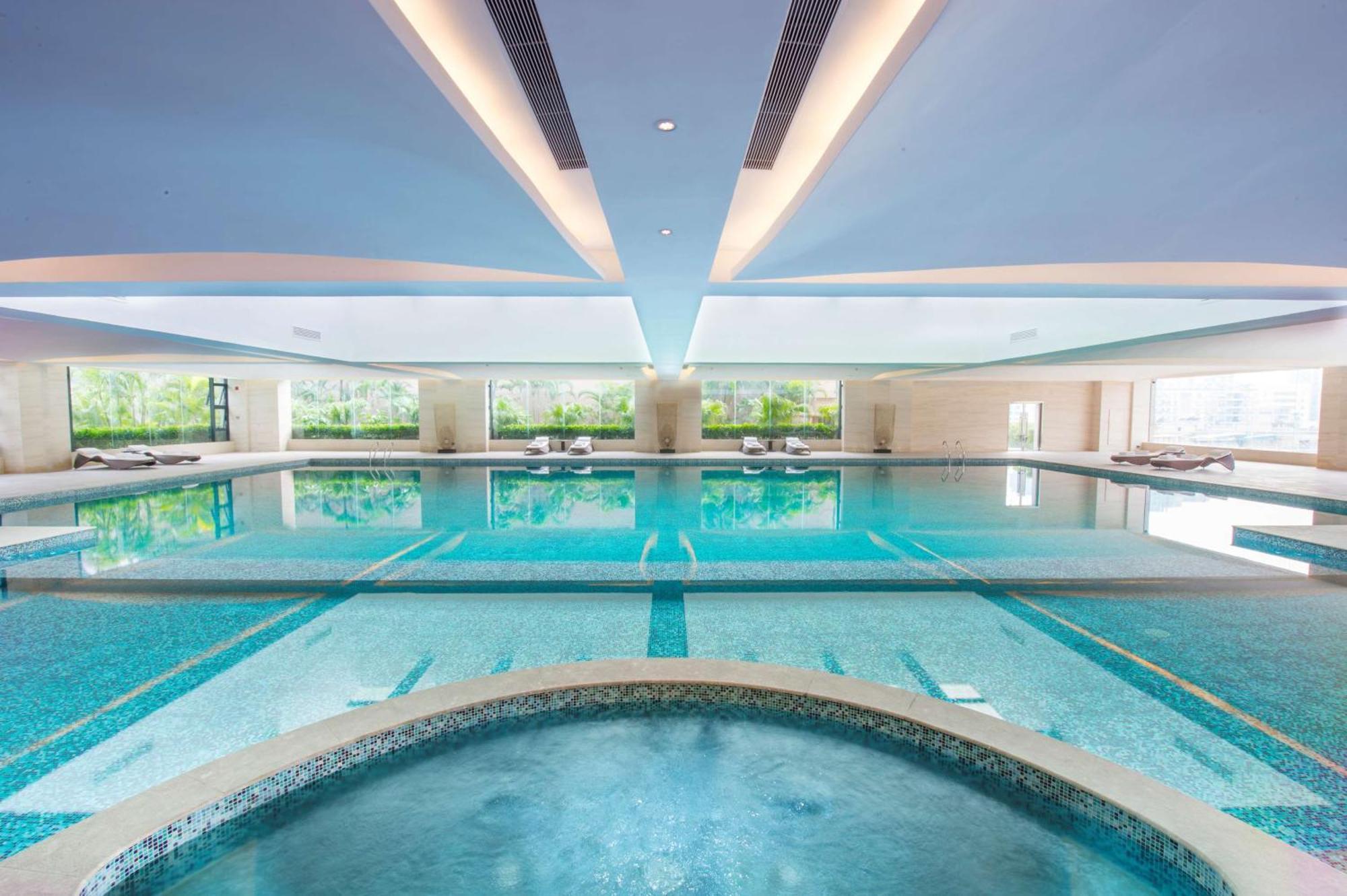 Hilton Zhongshan Downtown Bagian luar foto